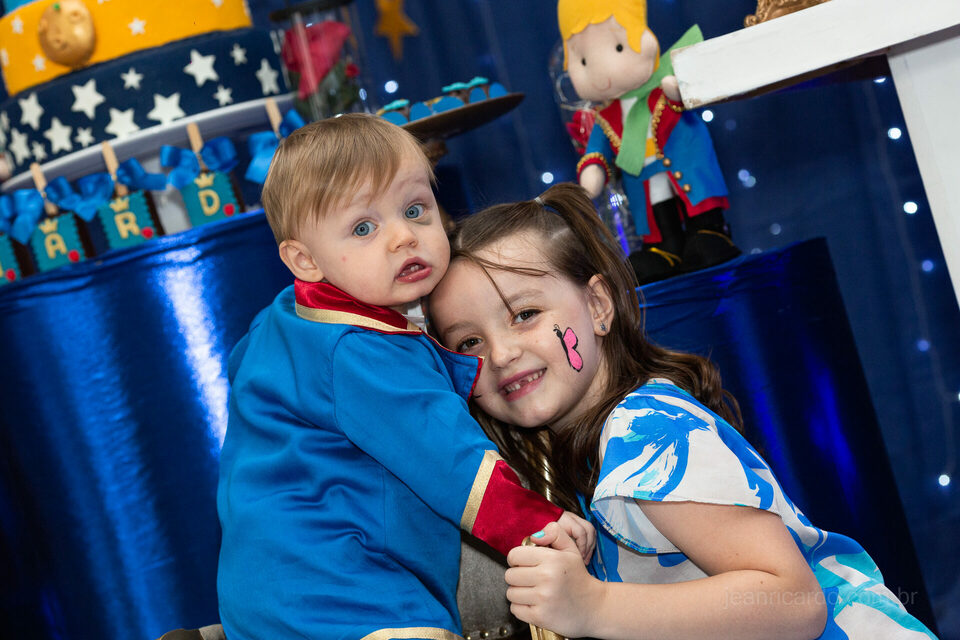 Aniversário de 01 Aninho do Léo e 07 Aninhos da Laura